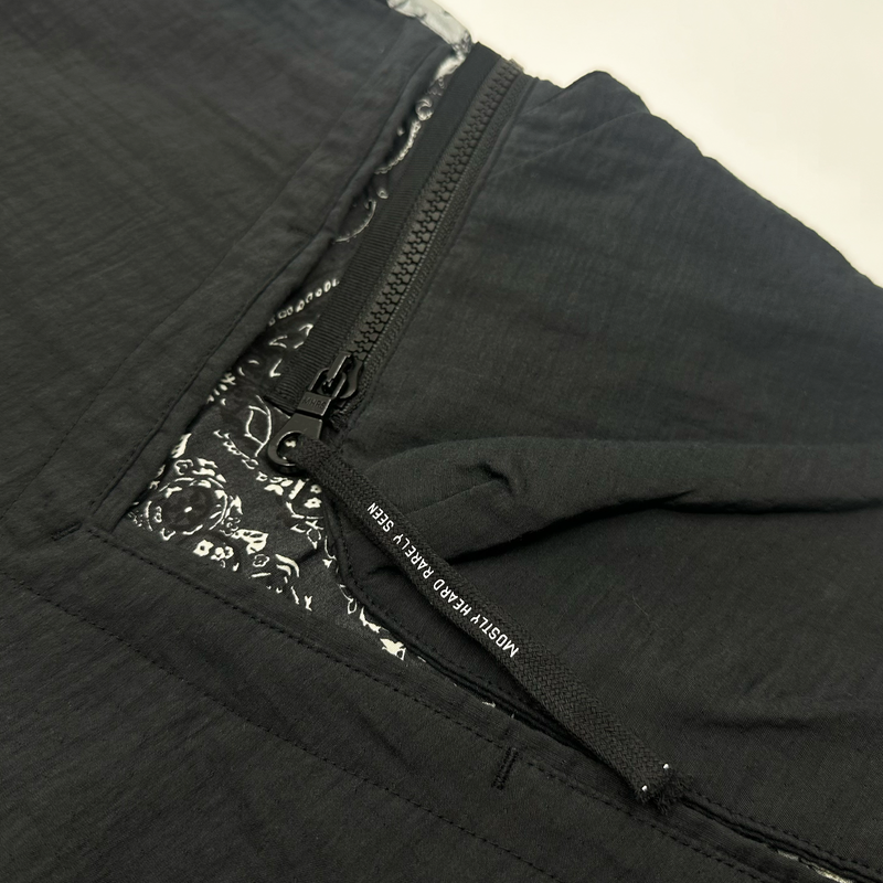 PATCH PAISLEY CARGO PANT - BLACK